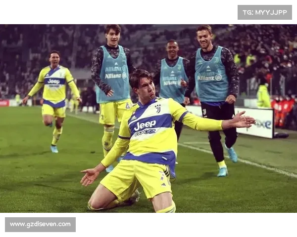 弗拉霍维奇如何凭借惊艳表现成为足坛新星引发广泛关注 弗拉霍维奇如何凭借惊艳表现成为足坛新星引发广泛关注